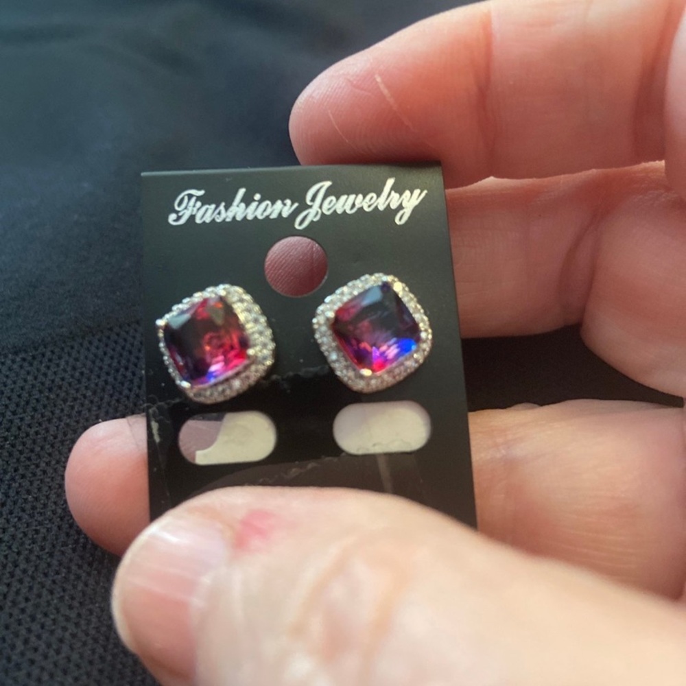 NWT watermelon quartz earrings